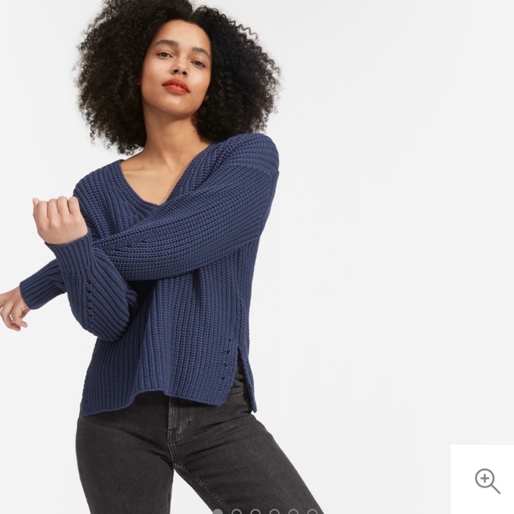Everlane texture cotton v neck